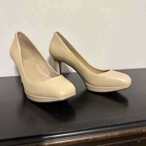 Cream leather platform 3.5” heels
